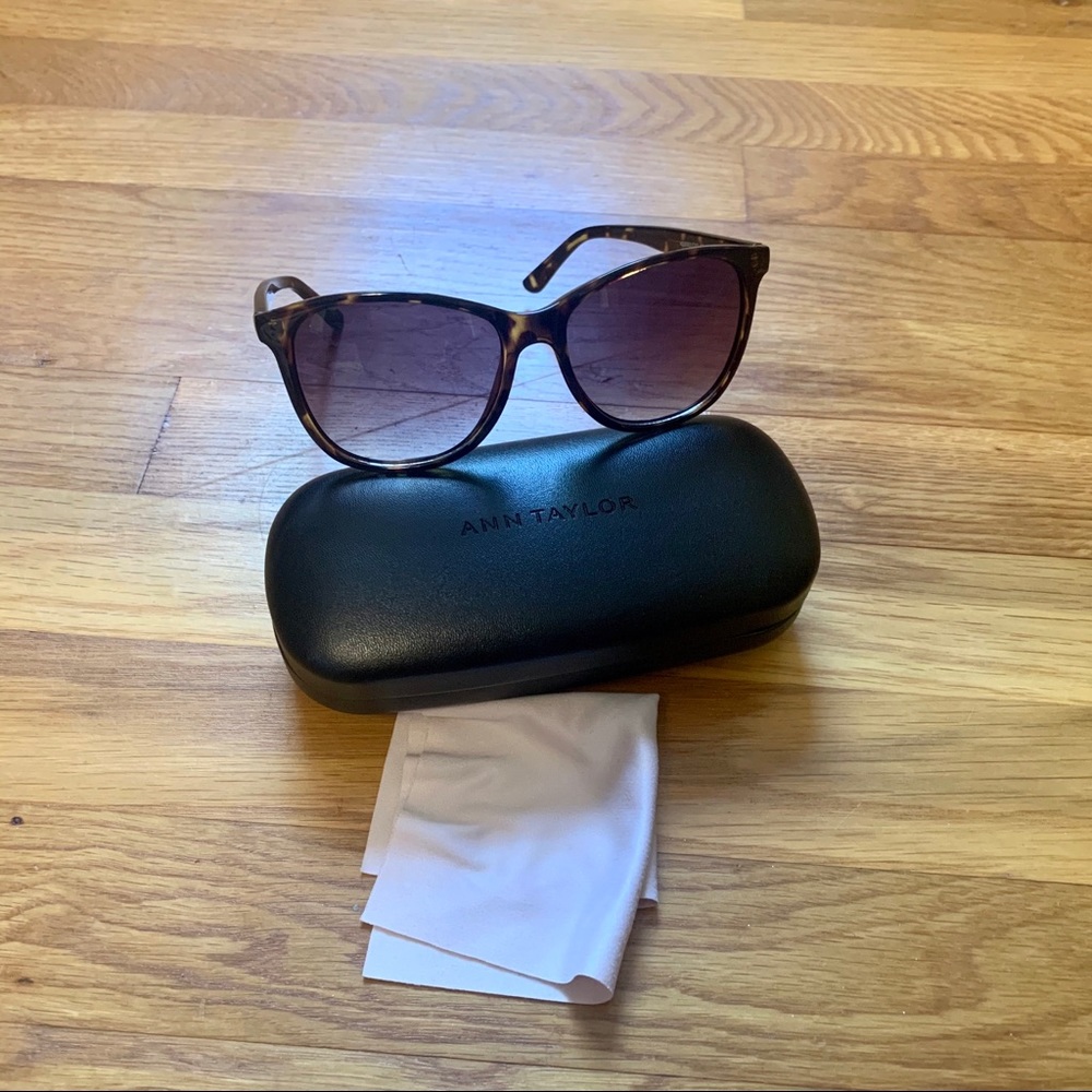 Ann Taylor Sunglasses